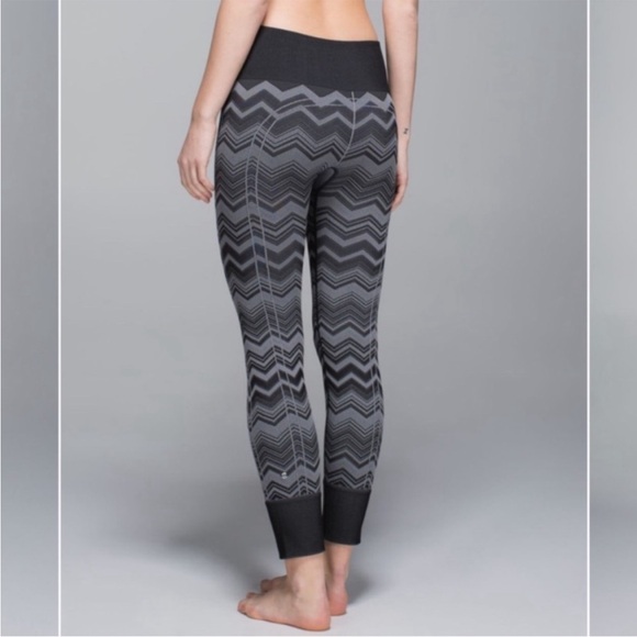 Lululemon Ebb Leggings - Picture 2 of 5